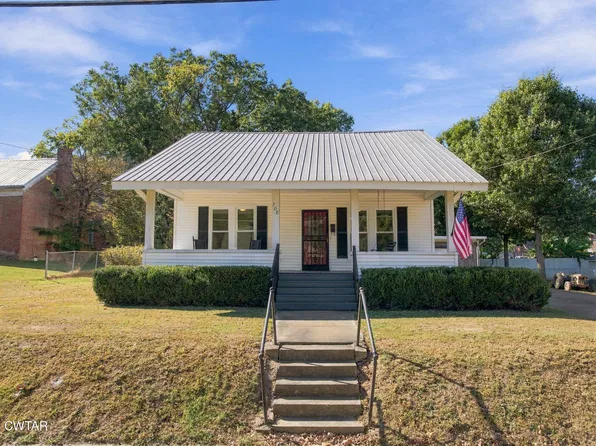 708 S College St, Trenton, TN 38382