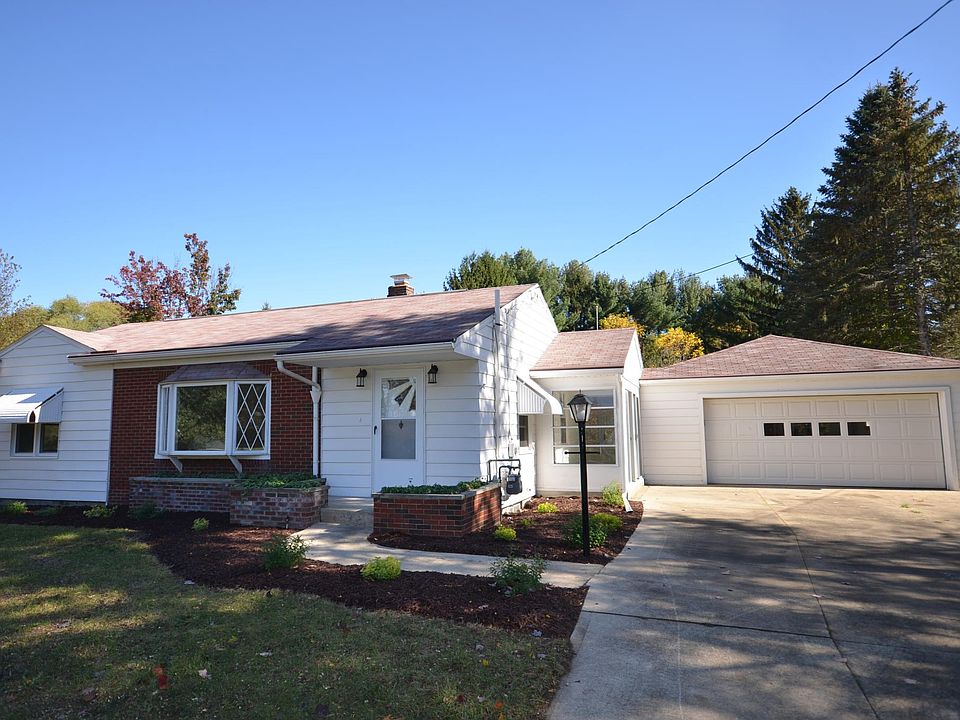 1st image of 2449 Sarah Dr