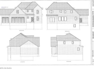 6070 E Prairiewood Dr, Grand Forks, ND 58201