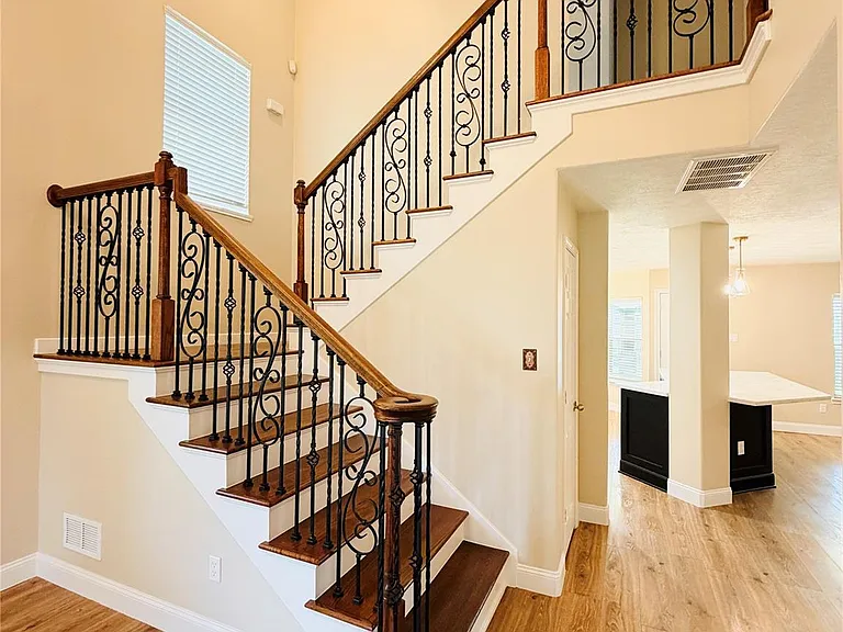 20515 Lantern Springs Ln — Photo 5