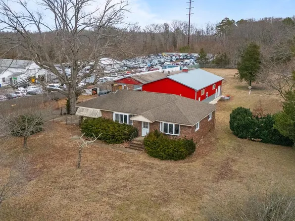 2981 N Delsea Dr, Vineland, NJ 08360