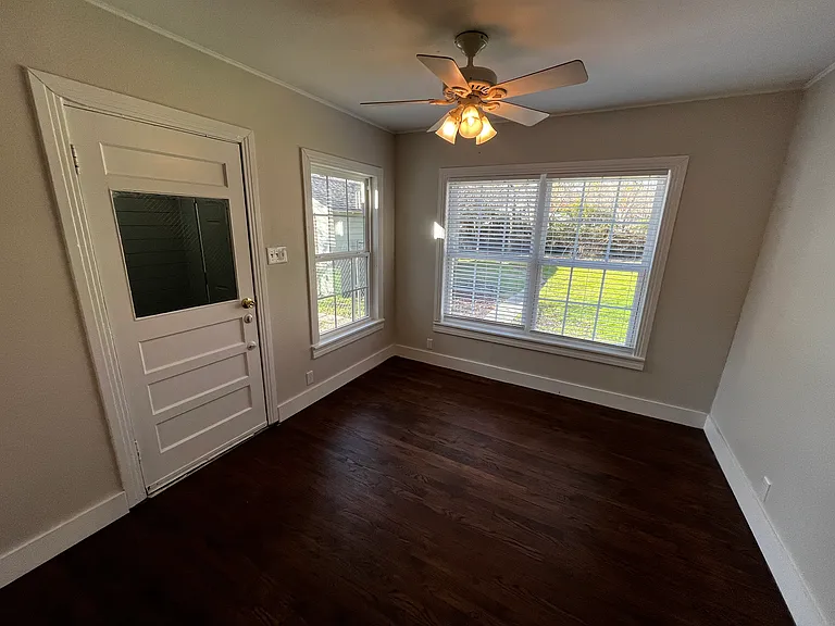 411 Marietta St — Photo 24