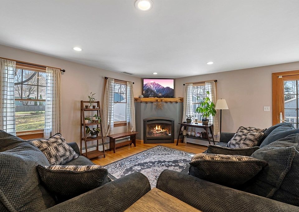 12 Taft Ave, Beverly, MA 01915 Zillow