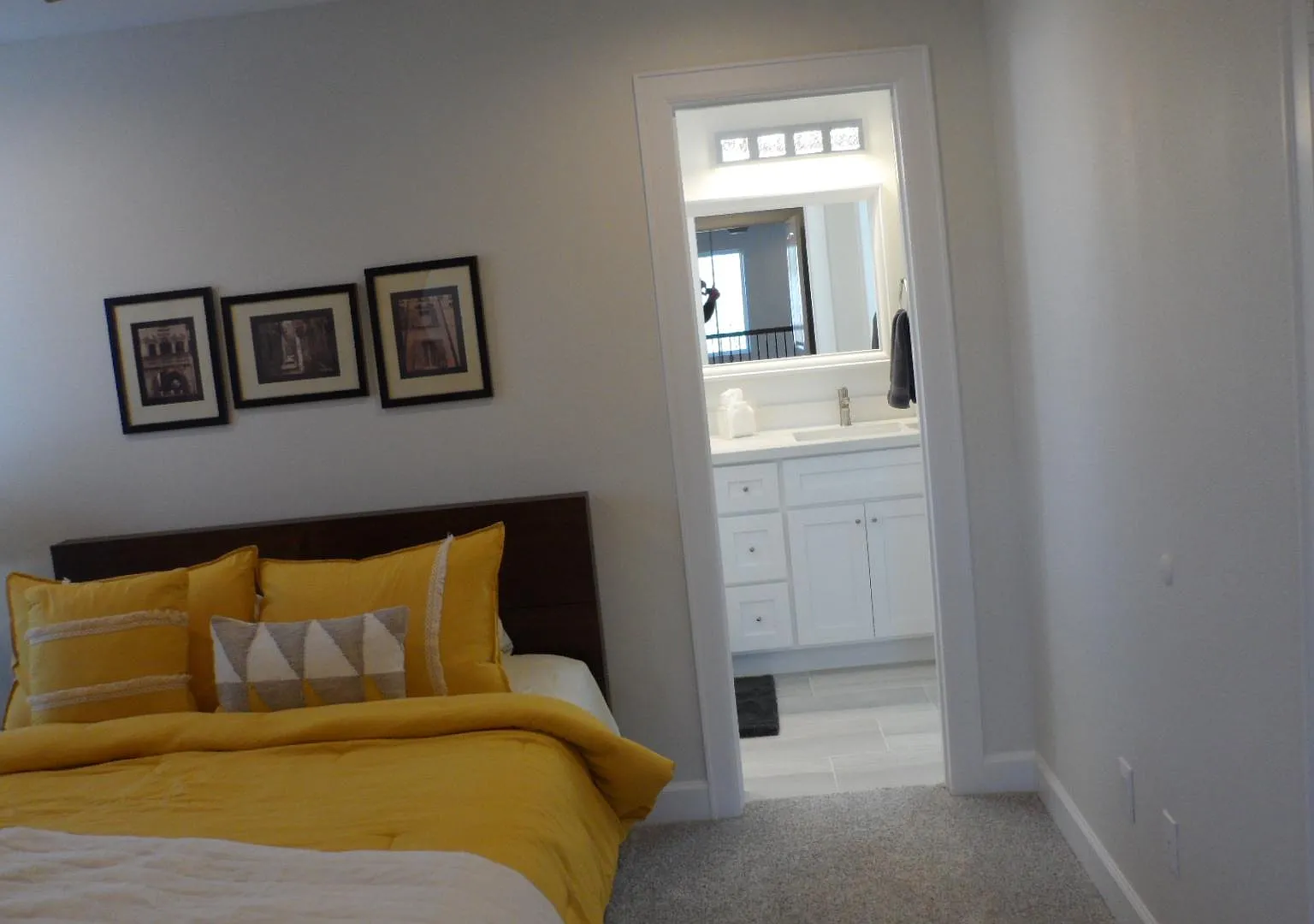 1 bed, $900 — Photo 2