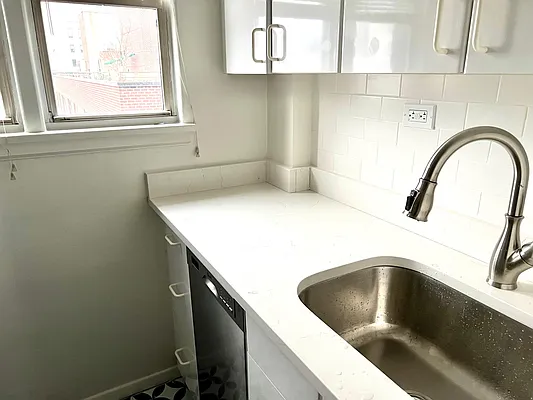 Rented by Oxford Property Group | media 28