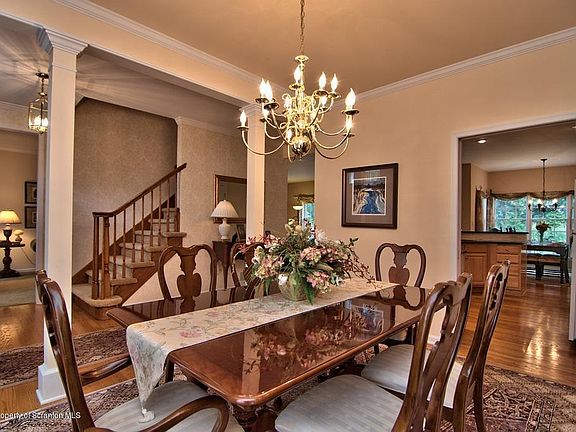 5th image of 114 Ashbury Dr