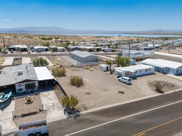 3045 Lake Dr, Lake Havasu City, AZ 86404