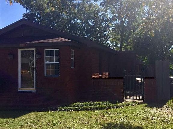 2nd image of 1307 E Hatton St