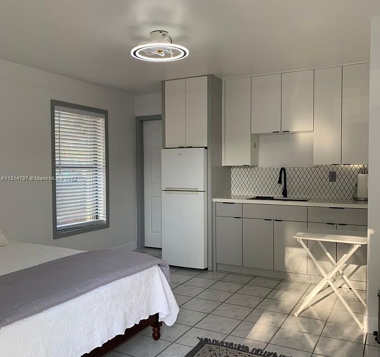 1st image of 12031 SW 41st Dr #1