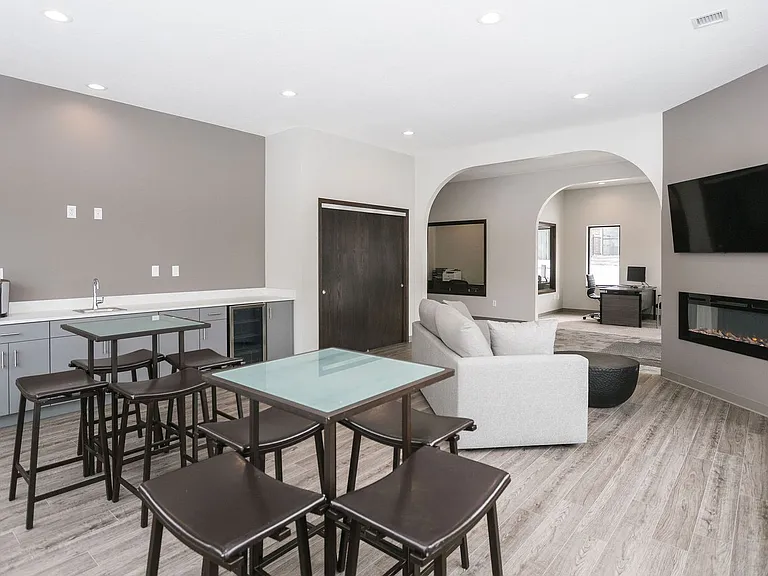 River Ridge Apartments — Photo 88