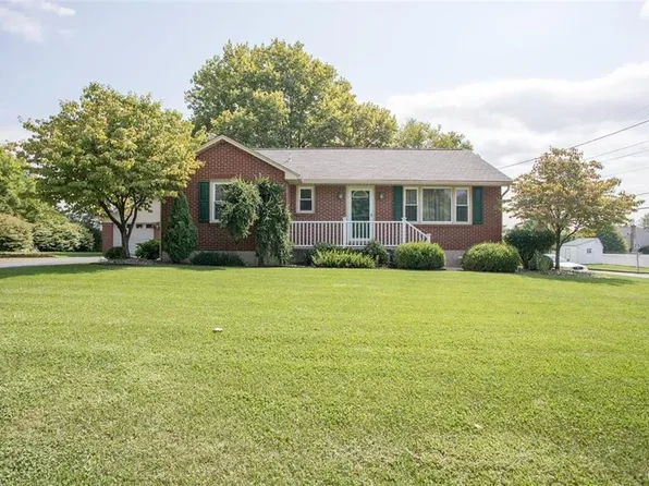 217 Friedensthal Ave, Nazareth, PA 18064