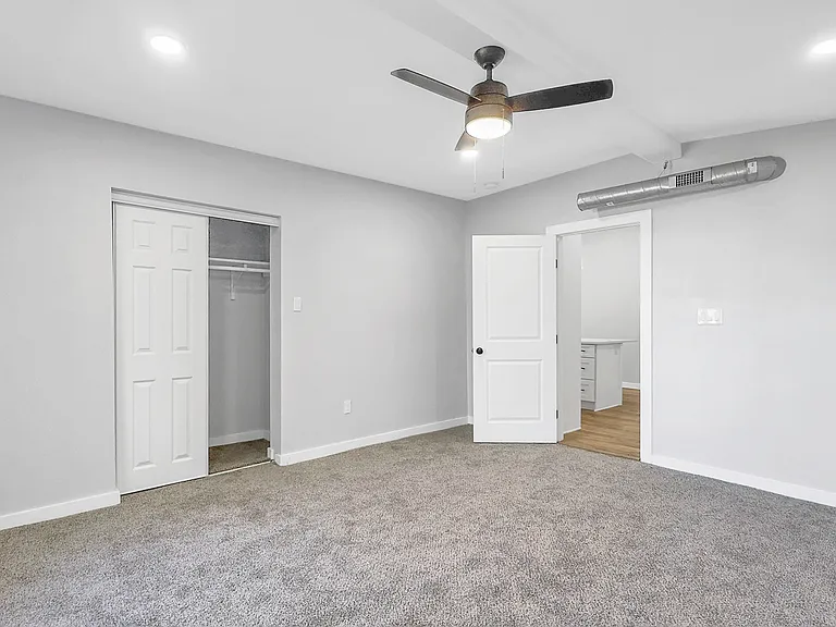 219 Saint James St — Photo 15
