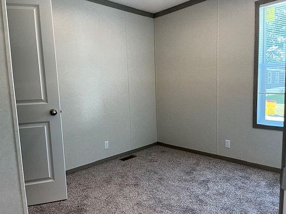 3rd image of 1810 Garden St #167