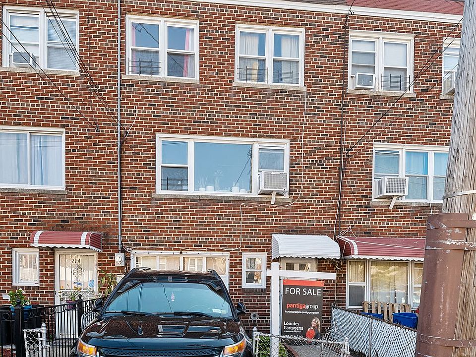 1st image of 262 Reynolds Ave