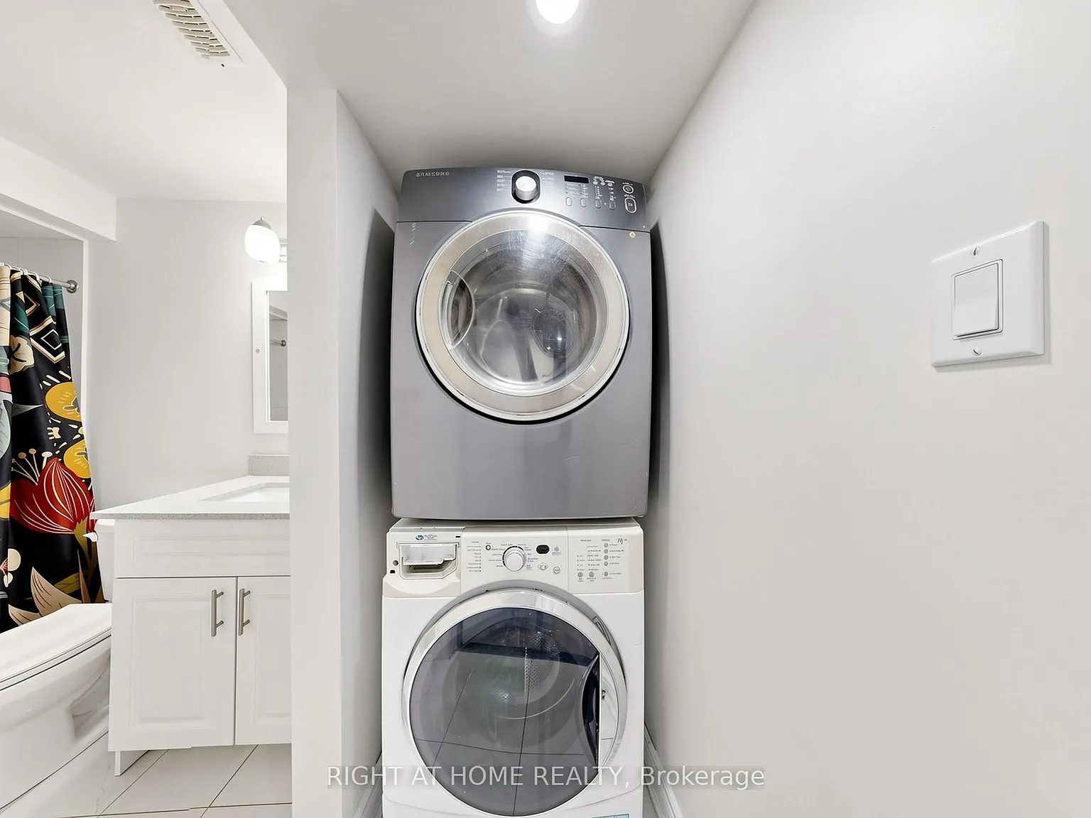 2 bed, $1,800 — Photo 4
