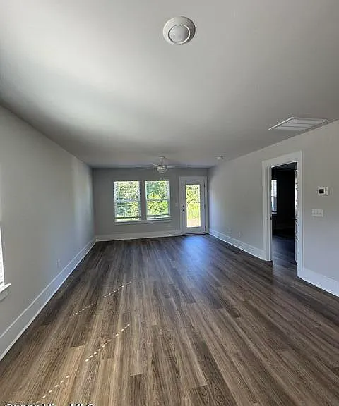 26 Cashmere Ct #4 — Photo 2