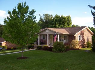 397 River Rd, Bluff City, TN 37618