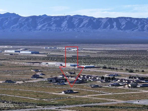 8315 Milner Dr, California City, CA 93505