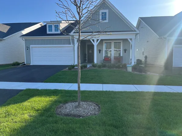 3198 Waterwood Ln, New Lenox, IL 60451