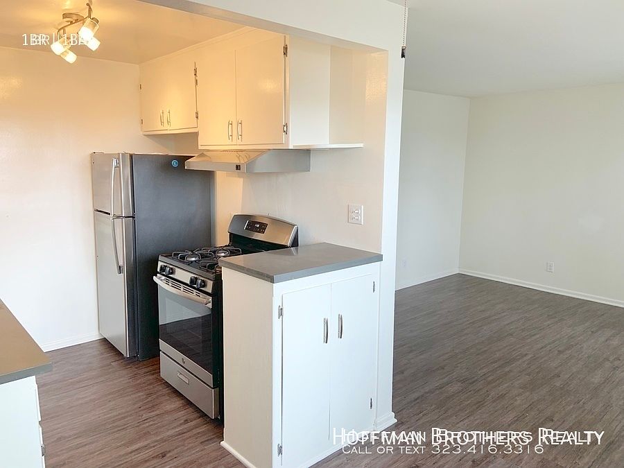 1st image of 5642 S La Brea Ave APT 9A