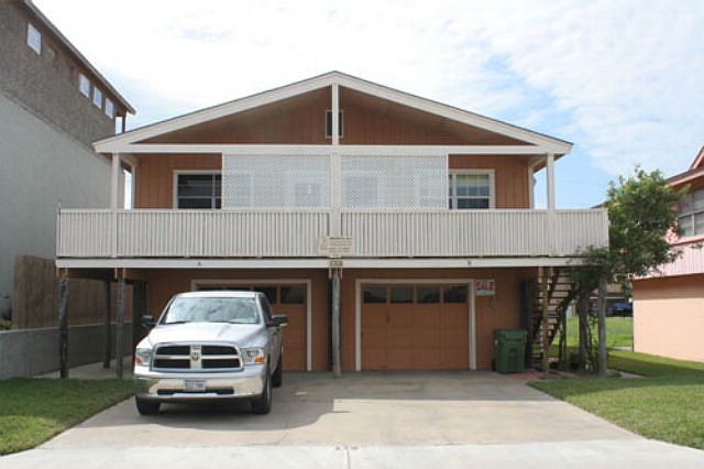 1st image of 115 E Kingfish St