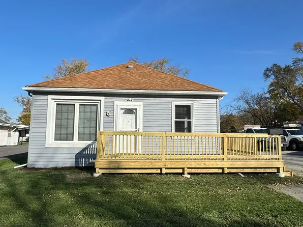 33 E 31st St, Steger, IL 60475