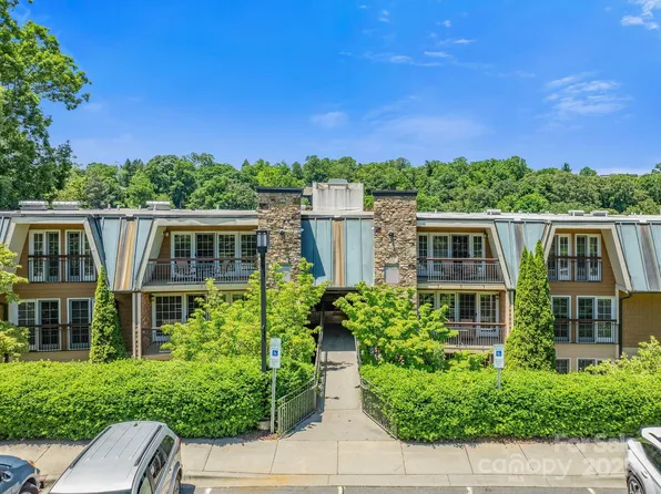 111 Bowling Park Rd #111, Asheville, NC 28803