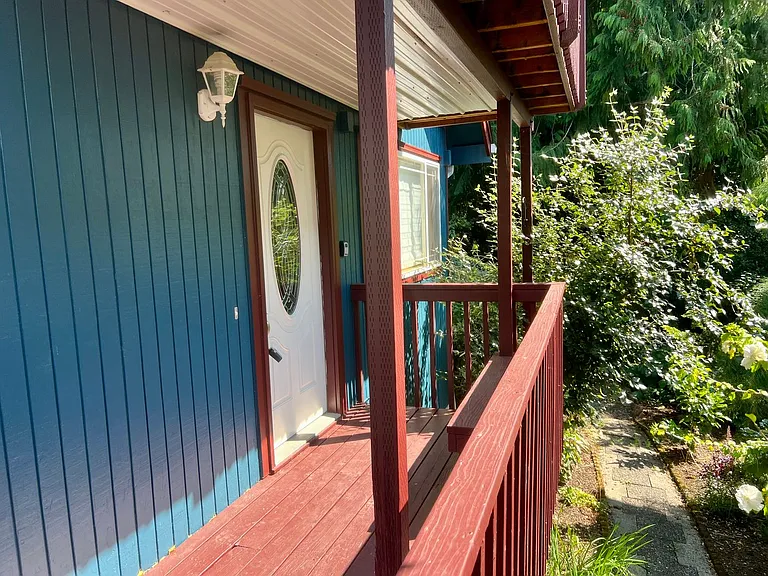 1725 Union Ave SE — Photo 6
