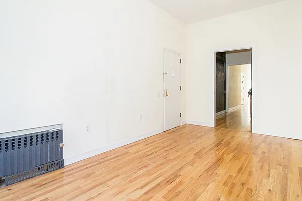 Rented by EXR | media 21