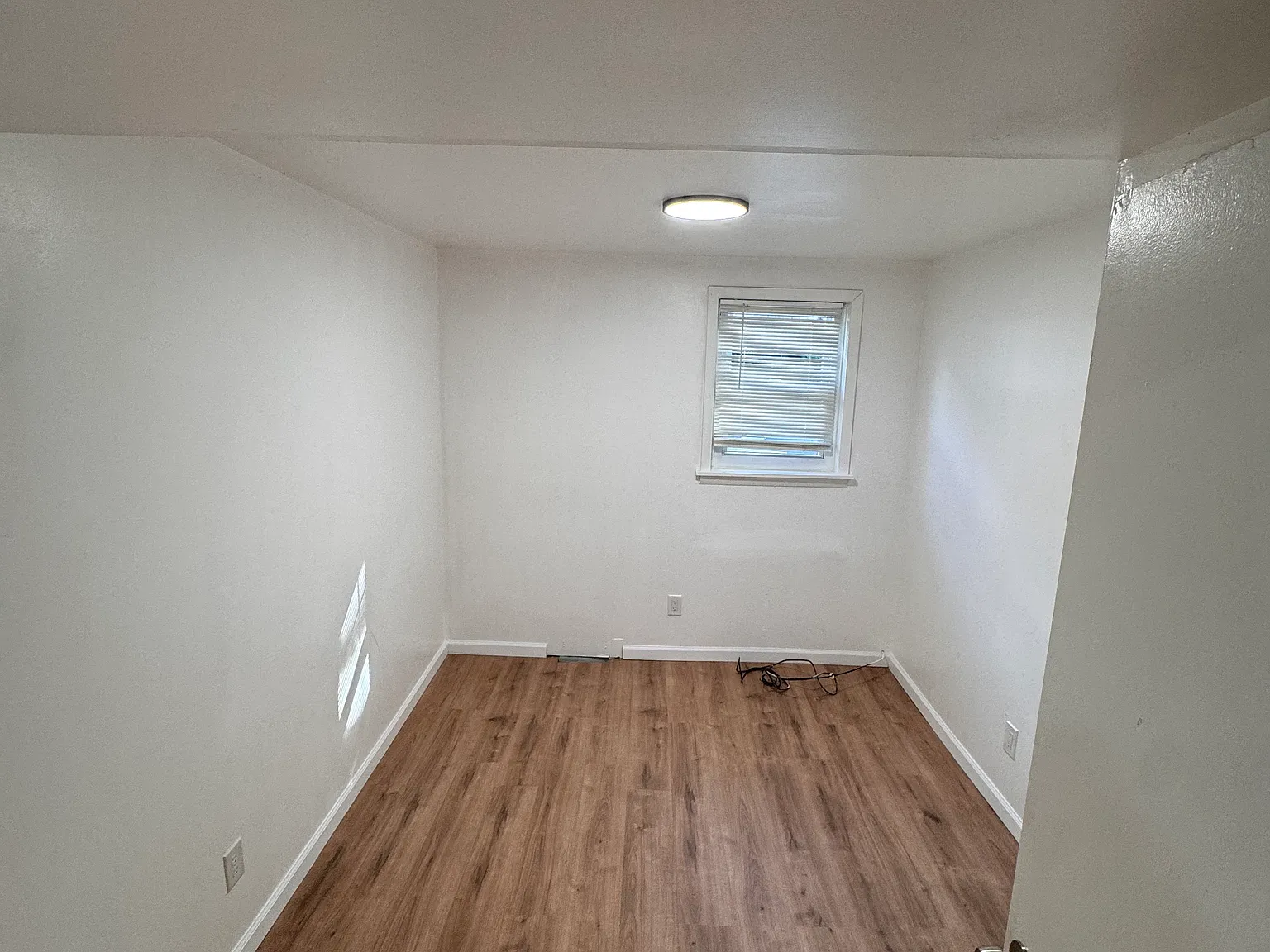 3 bed, 1600 sqft, $1,500 — Photo 3