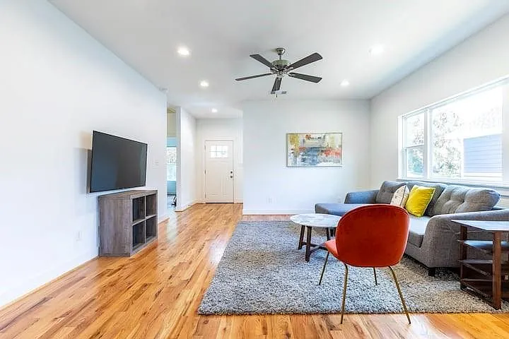 1753 Pasadena St — Photo 4