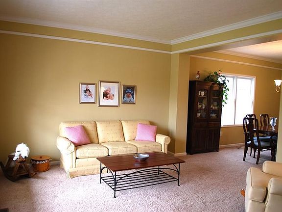 2nd image of 1024 Manassas Dr