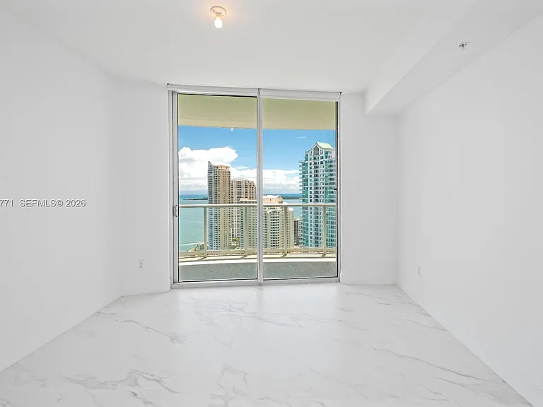 300 S Biscayne Blvd #T-3010 — Photo 11