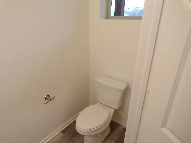 690 Union Ave #4 — Photo 3
