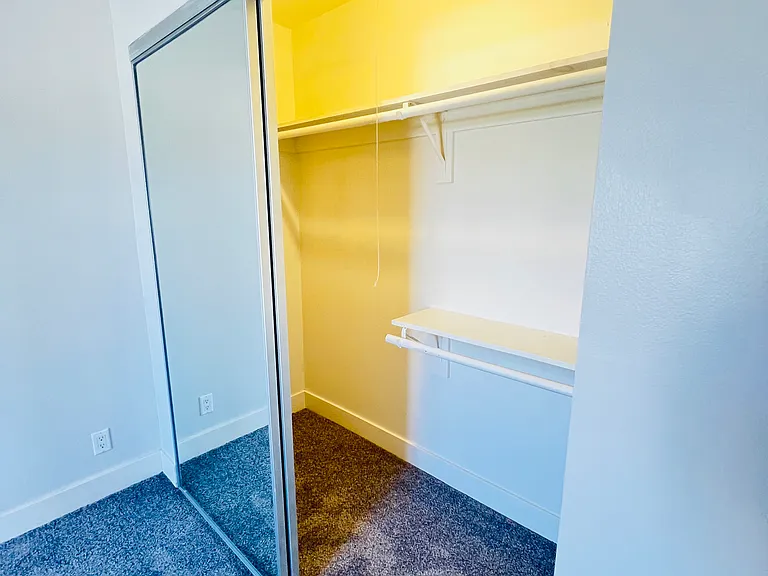 11738 Mayfield Ave #101 — Photo 17