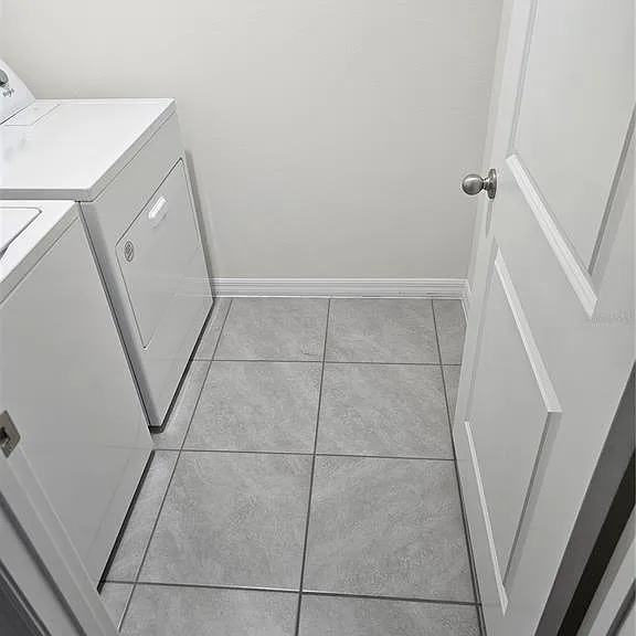 10116 Charlotte Dr — Photo 9