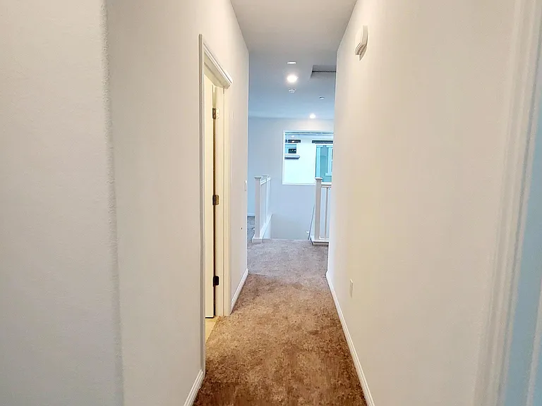 2733 Penrose Ln — Photo 25