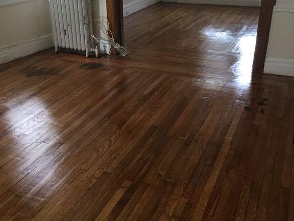 5th image of 334 S 1st Ave