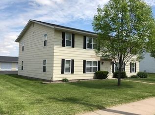 2209 4th Ave N APT 2, Menomonie, WI 54751