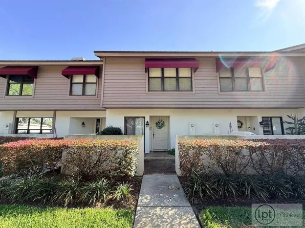 717 Oak Park Pl, Brandon, FL 33511