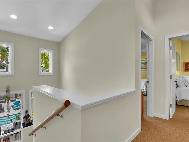 223 11th Ave S — Photo 27