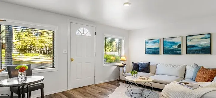 1405 Louisa Ave — Photo 9