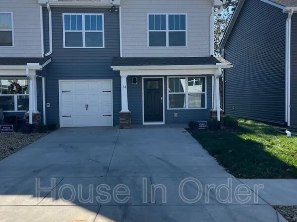 34 Malcolm Ct, Candler, NC 28715