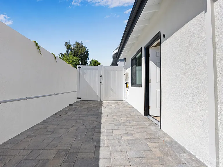 16639 Blackhawk St — Photo 15