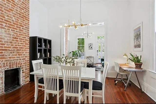 939 Jackson Ave — Photo 4