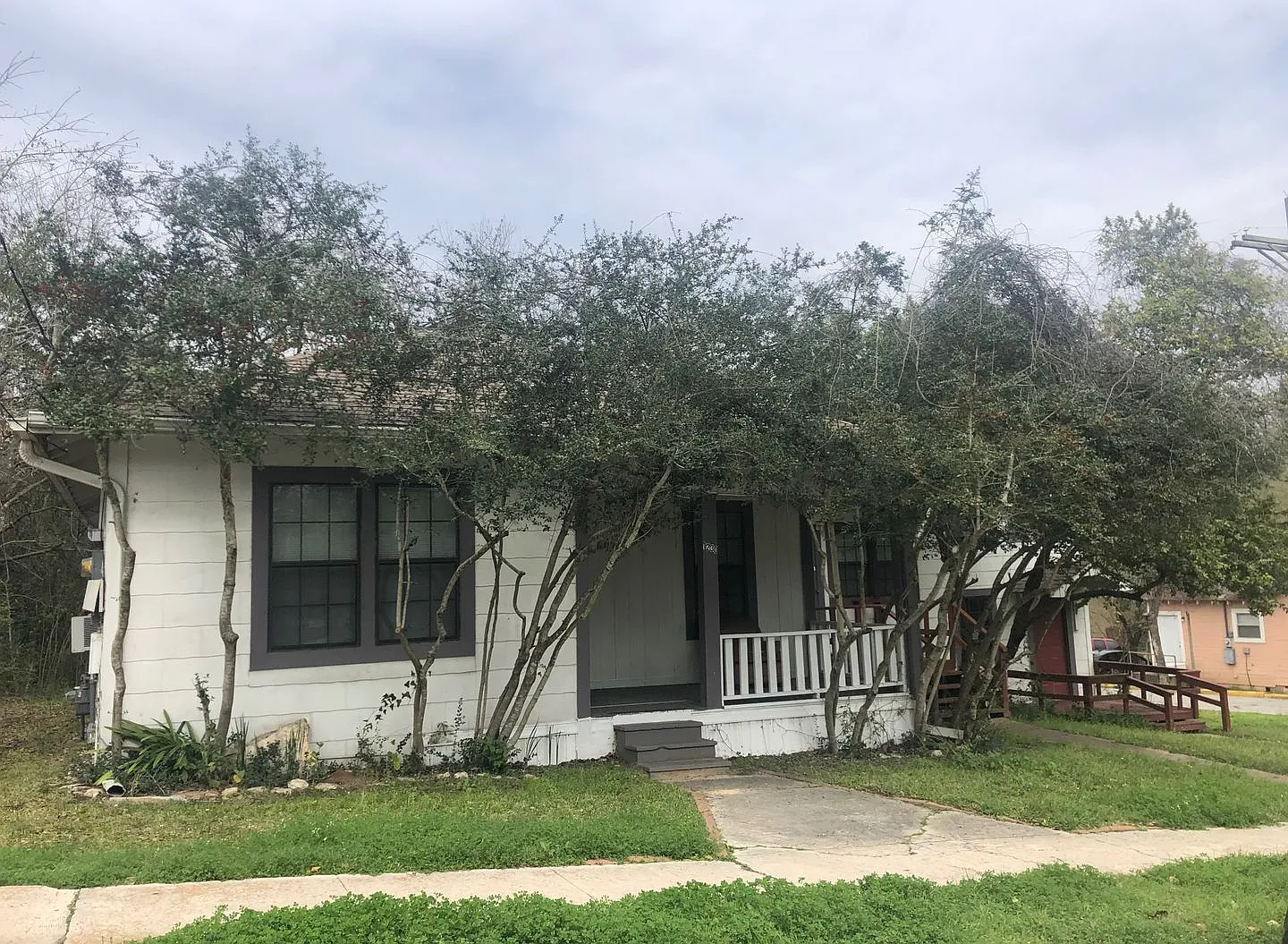 Two bedroom Apartment close to SHSU — Photo 3