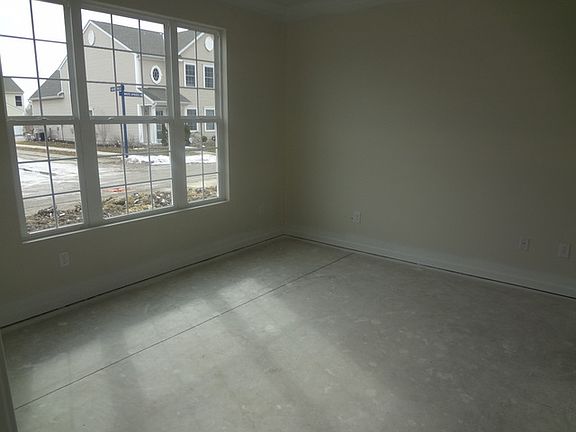 3rd image of 4202 White Spruce Ln