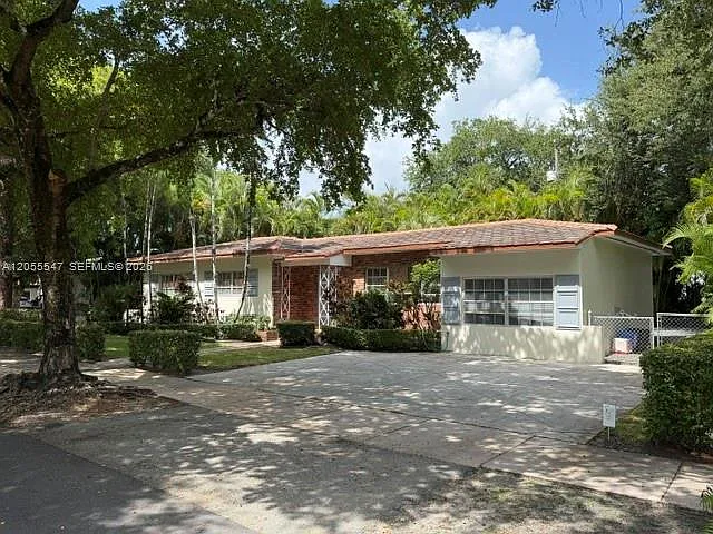 828 Lorca St — Photo 17
