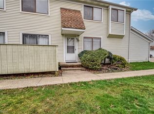 5542 Bretton Ct #A, Willoughby, OH 44094