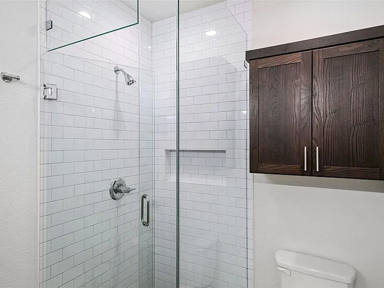 5922 Hudson St #4 — Photo 16